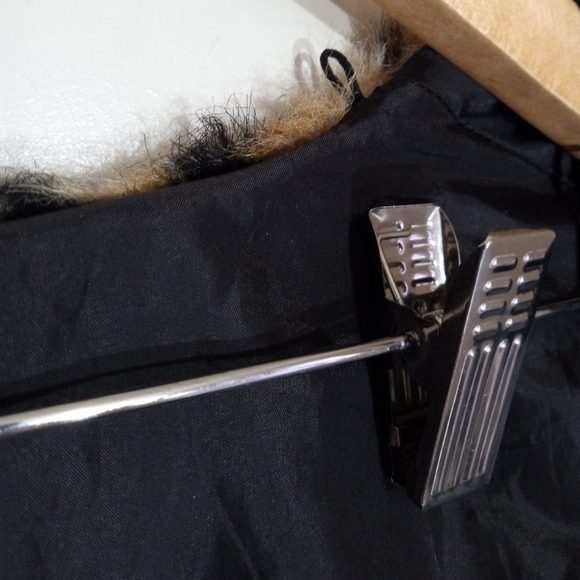 Express Chic Leopard Print Faux Fur Zip Up Vest - Picture 9 of 9